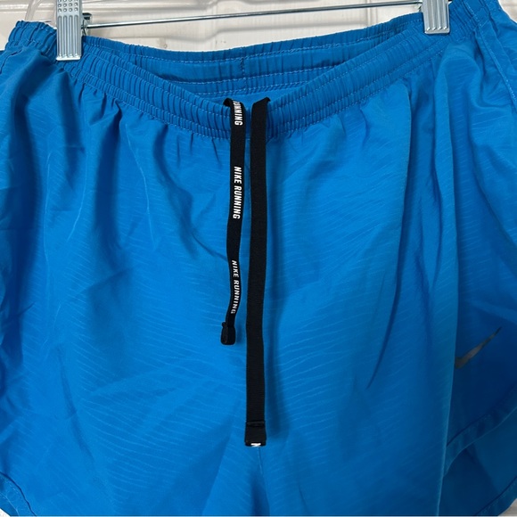 Nike dri fit shorts - Picture 2 of 4
